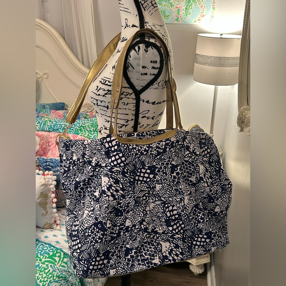 Lilly Pulitzer for Target Navy and White fish Patterned Travel Tote with Gold